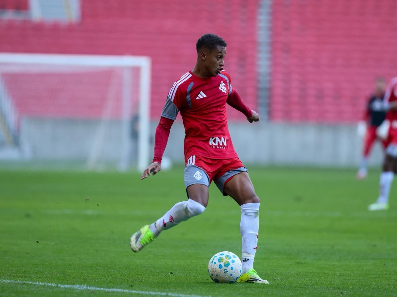 Internacional vence time uruguaio em jogo-treino e mantém boa sequência na intertemporada