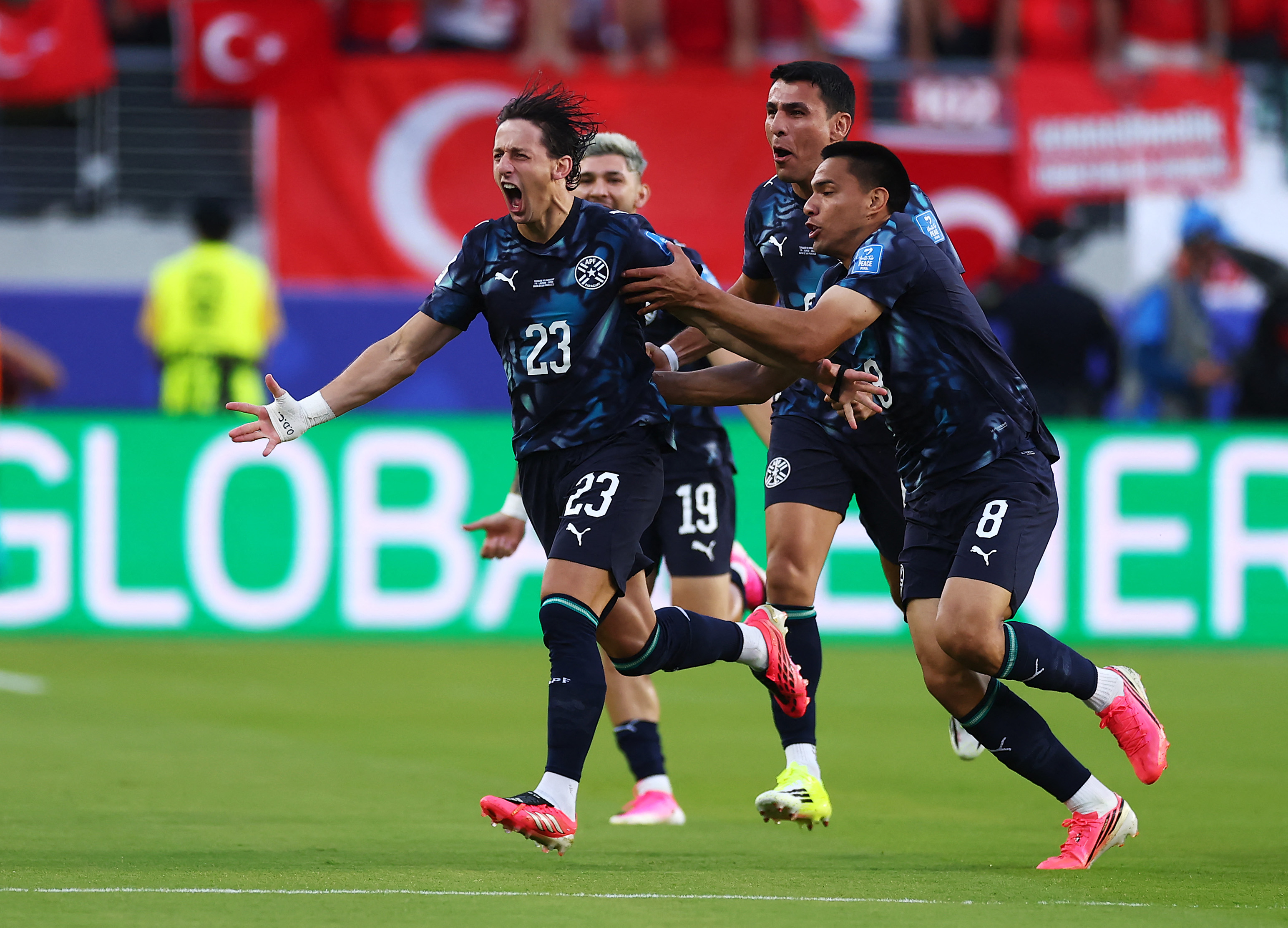 O que realmente aconteceu no jogo que eliminou a Turquia da Copa do Mundo