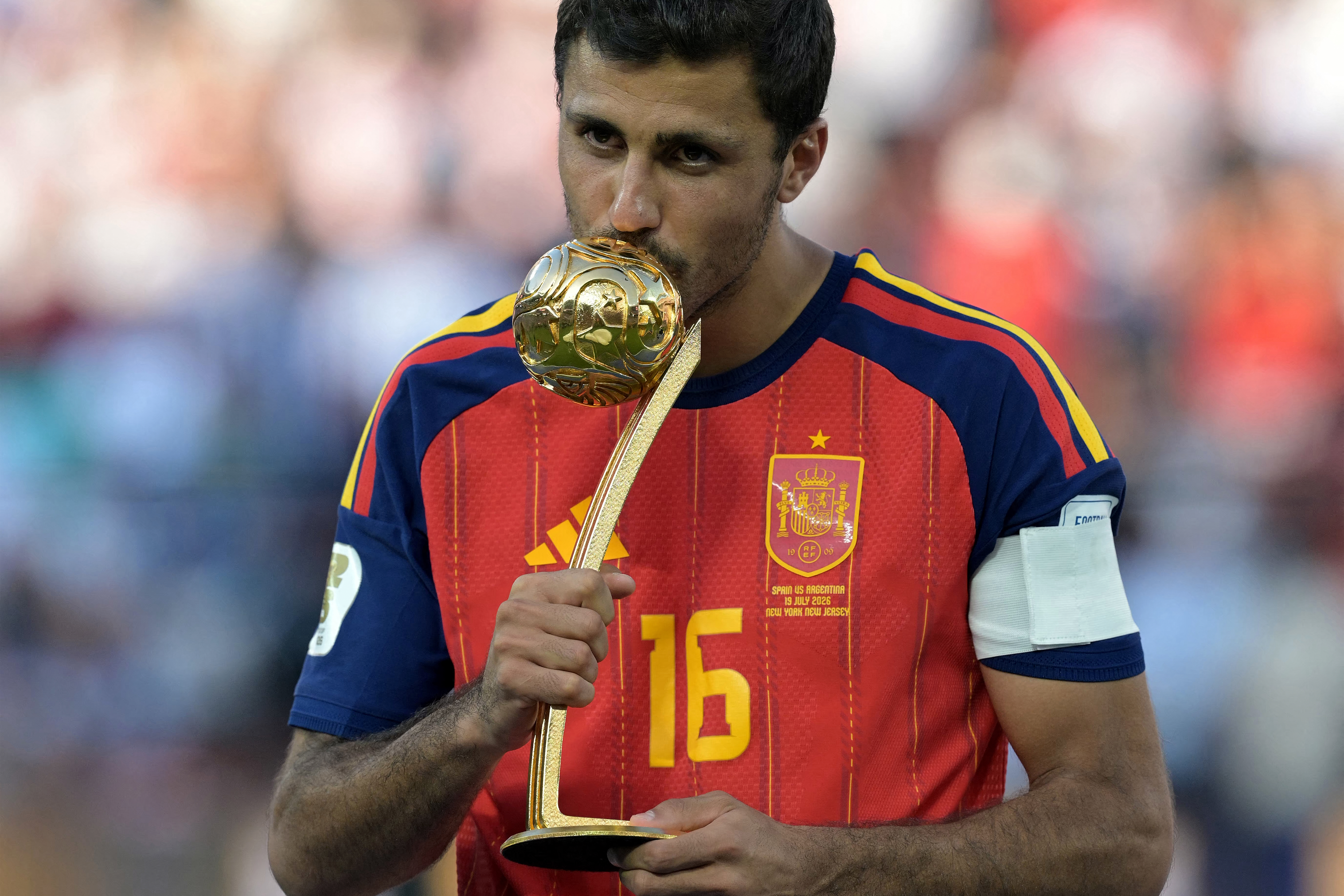 Rodri é eleito o melhor jogador da Copa do Mundo; veja prêmios individuais