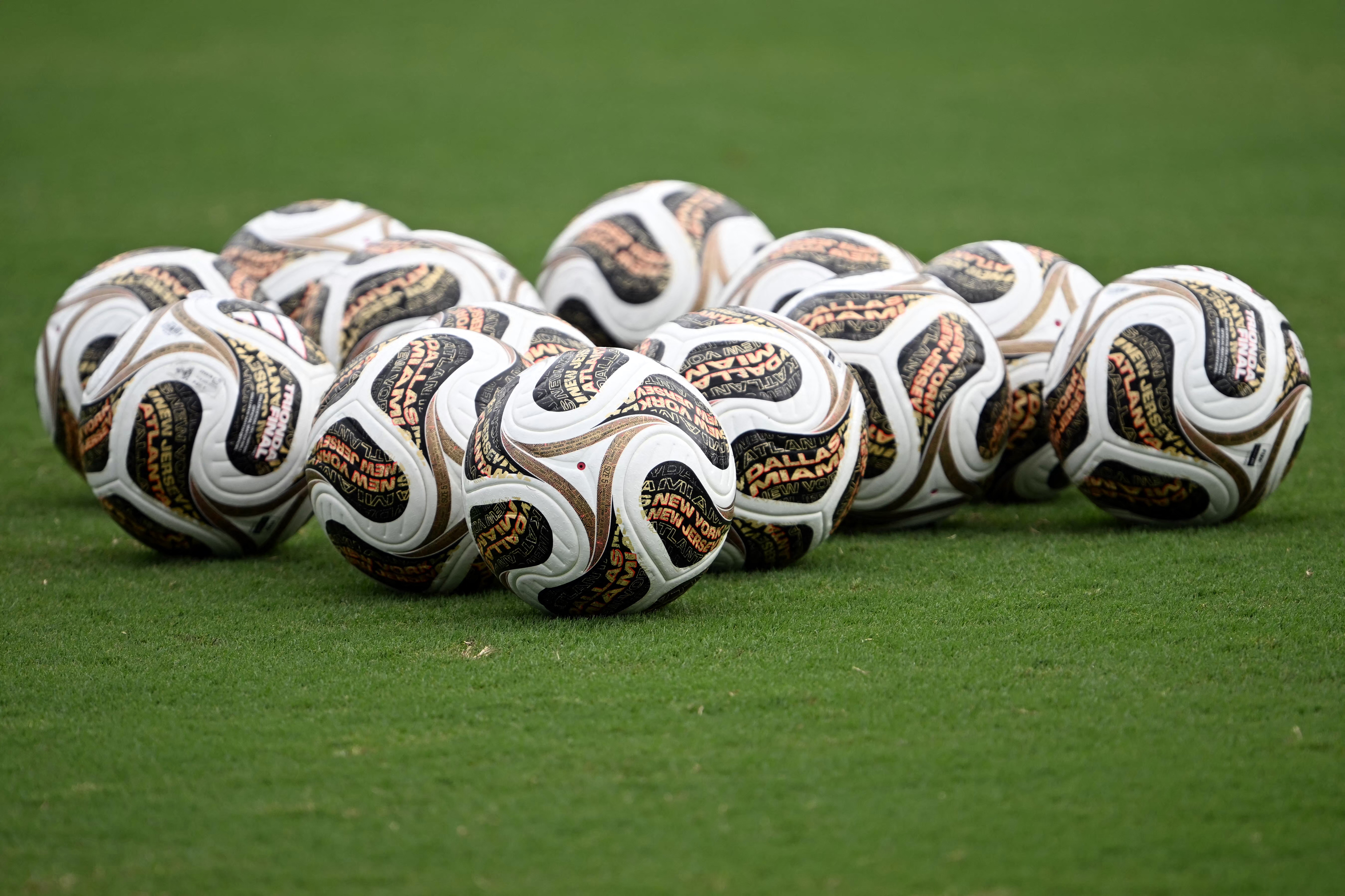 Ingressos para Inglaterra x Argentina custam o dobro de França x Espanha na Copa