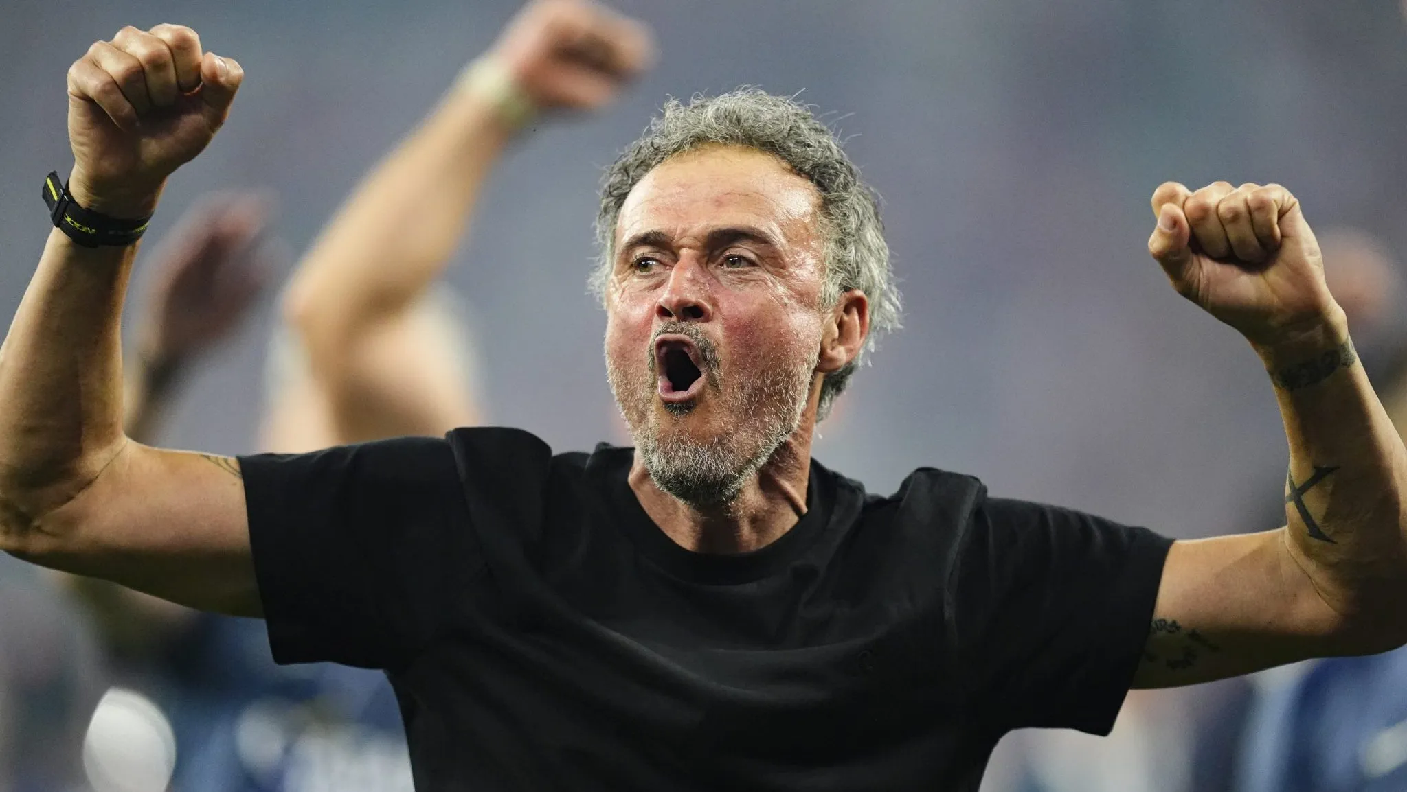 Fora da corrida por Diomandé, PSG define reforço prioritário para atender Luis Enrique