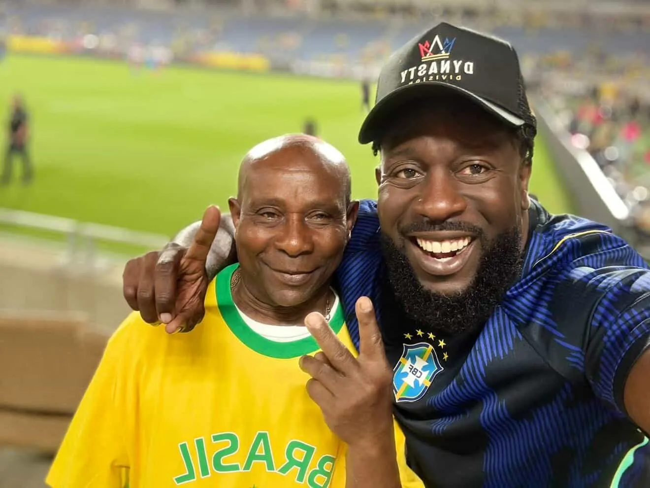 Seleção marcou a infância de haitiano de 68 anos, que agora vê suas duas paixões na Copa do Mundo